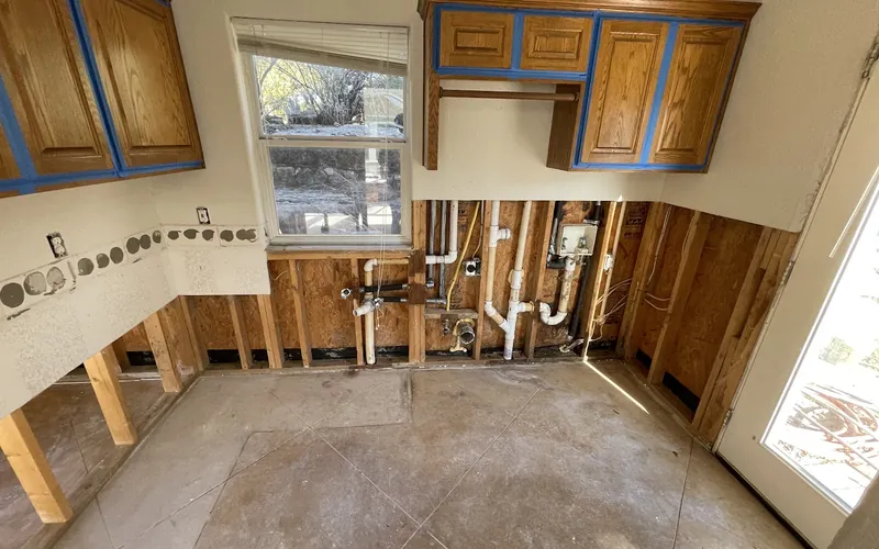 Appliance & Supply-Line Leak Cleanup in Dale, TX